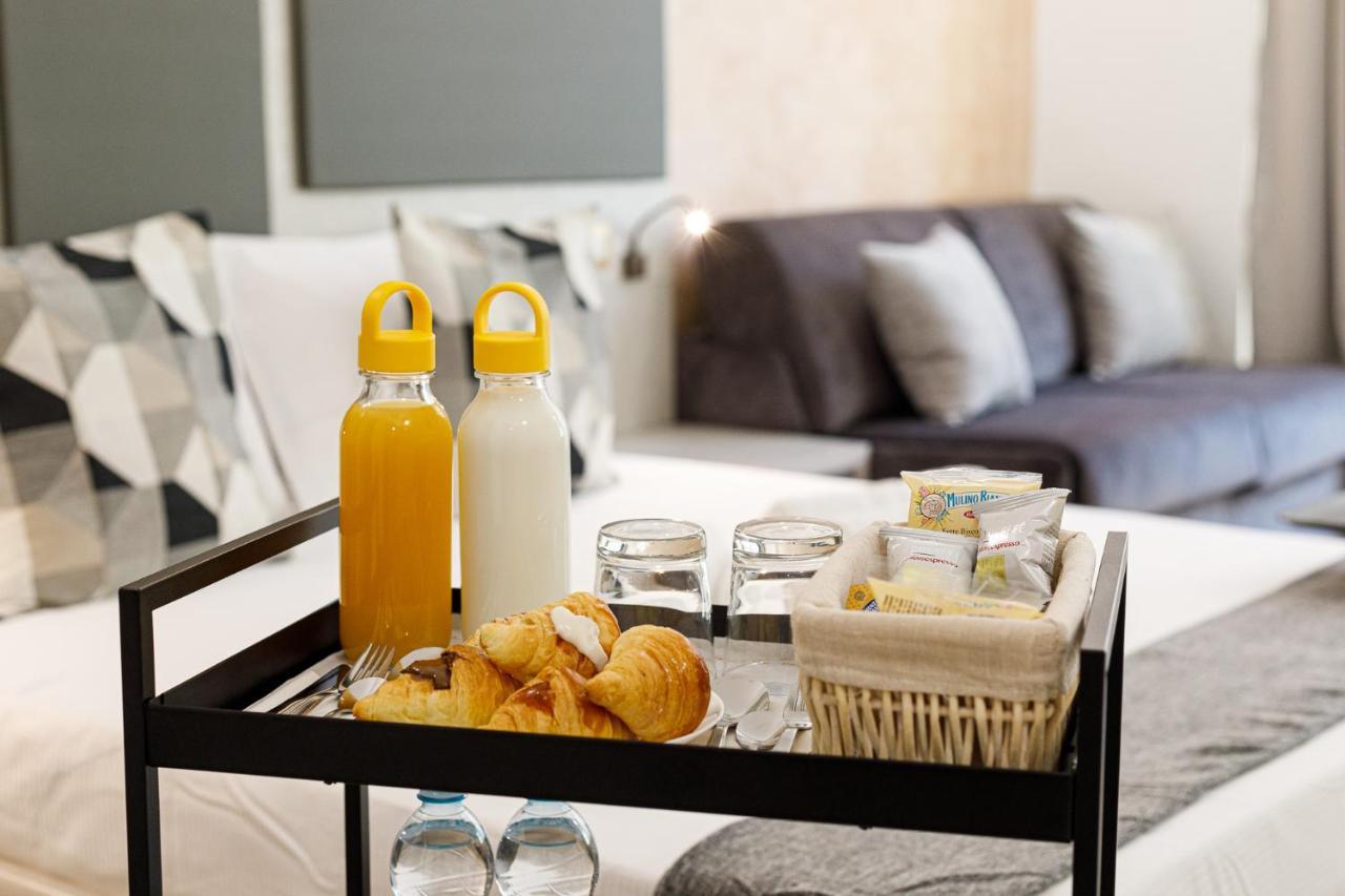 Erreggi Luxury Rooms Roma Exterior foto