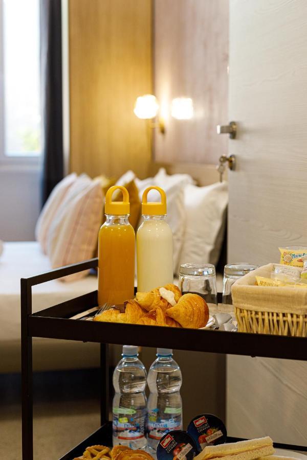 Erreggi Luxury Rooms Roma Exterior foto