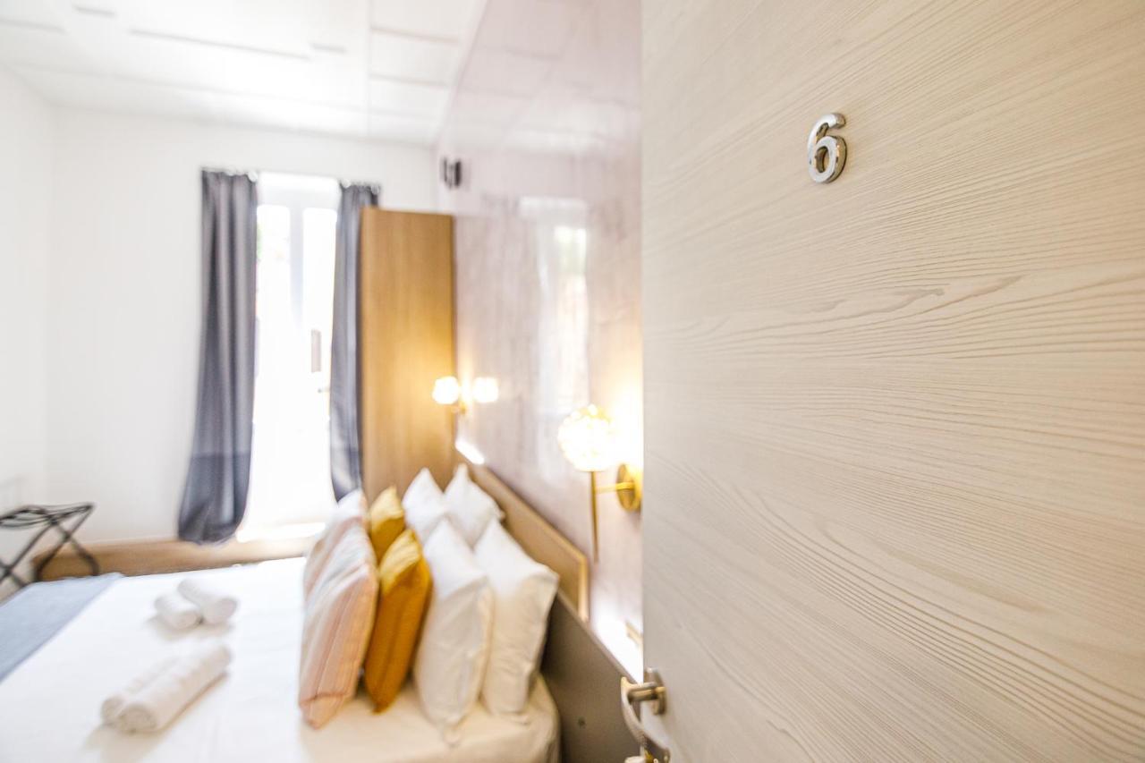 Erreggi Luxury Rooms Roma Exterior foto